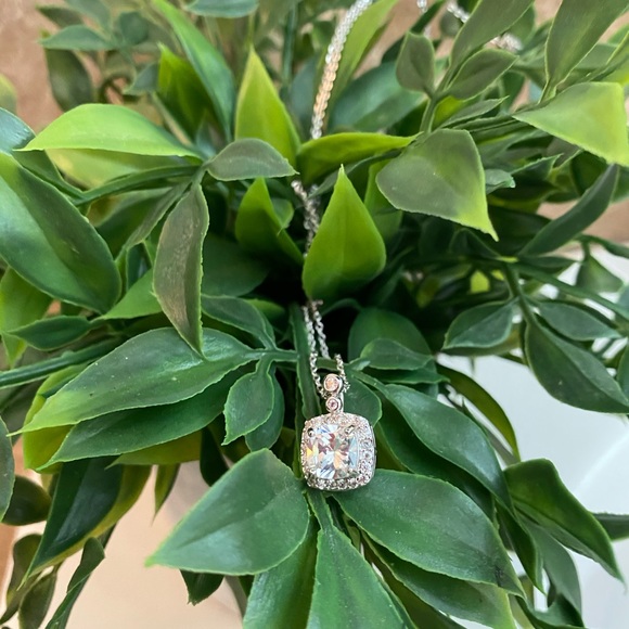 CZ necklace - Picture 3 of 7